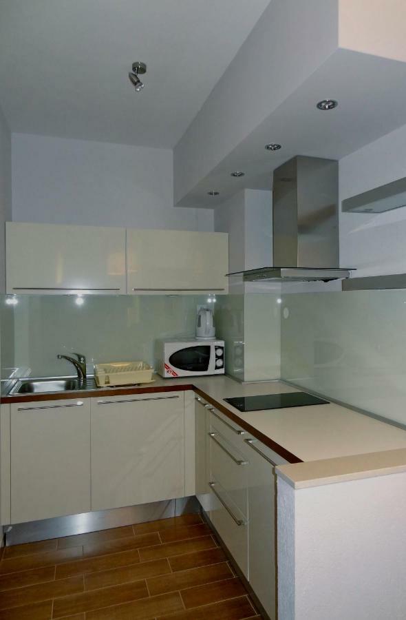 Apartments Ruza Макарска Екстериор снимка